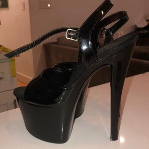 Patent sz 7 Pleaser pole dance stripper platforms